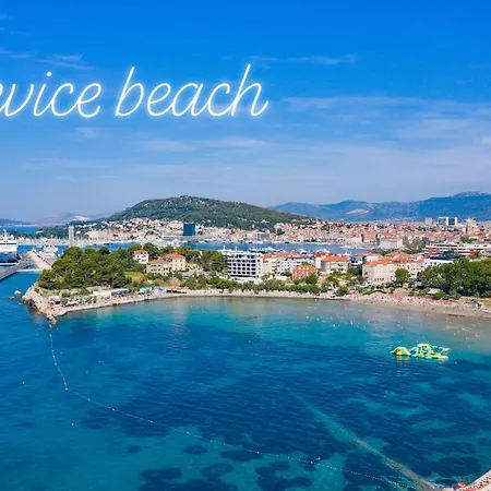 Mini Palais - Beachfront, 5 Min Center, Terrace